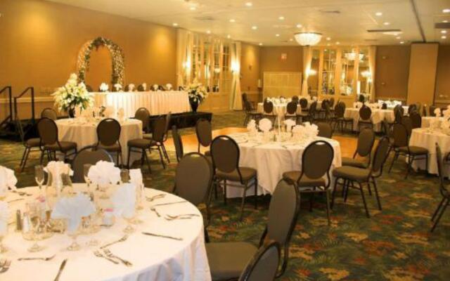 Sawgrass Inn & Conference Center