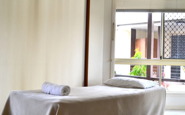 Hinchinbrook Marine Cove Resort