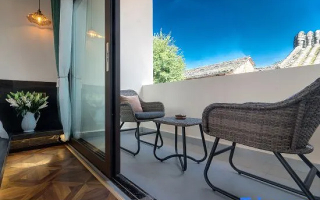 fanhua Light Luxury Inn