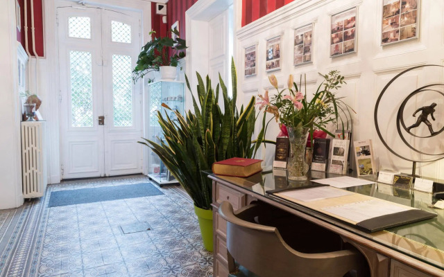 Chambres d'Hôtes - La Villa De La Paix