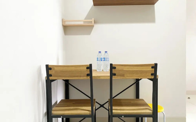Homey And Serene 1Br At The Mansion Kemayoran Apartment