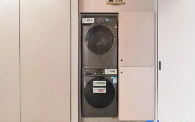 Hanzhou E-Sports Hotel