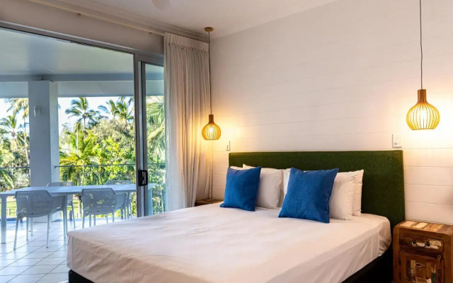Latitude 16 Beaches