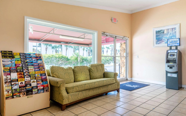 Super 8 by Wyndham Kissimmee-Orlando
