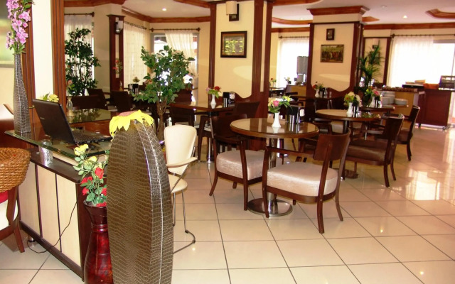 Kleopatra İkiz Otel