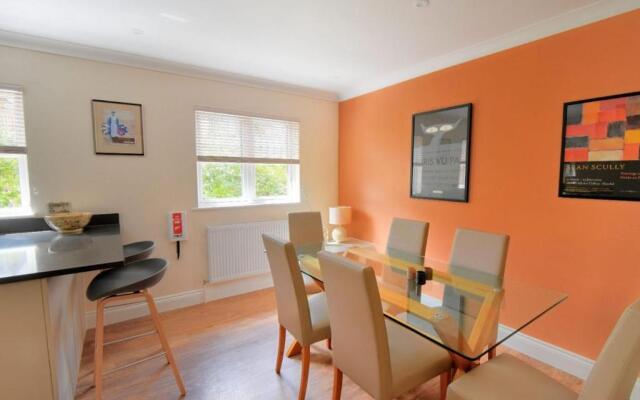 7 Coram Court