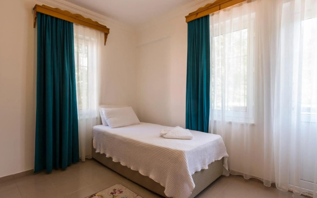 Calypso Cozy Suites