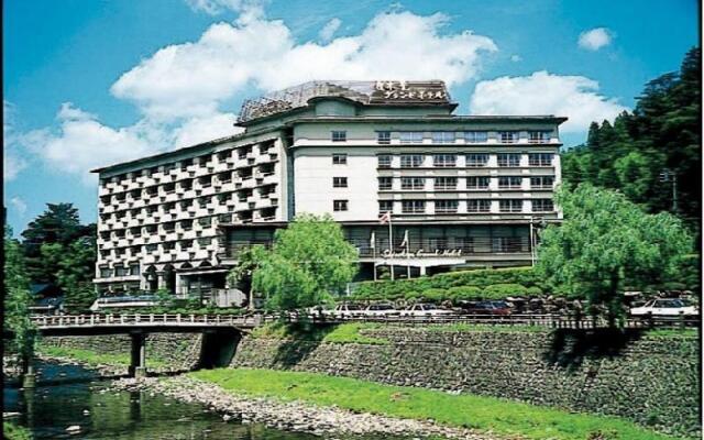 Shirokiya Grand Hotel