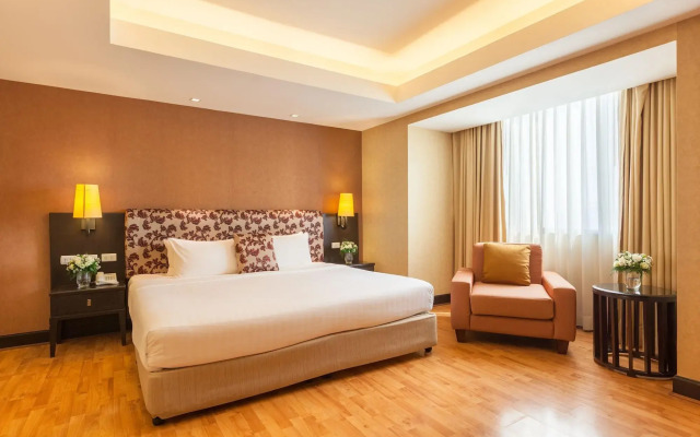 Rembrandt Hotel & Residences