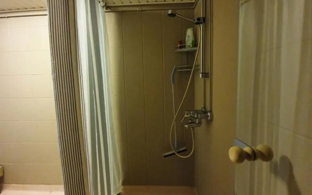 Jääskän Loma, Ratatie 3 asunto 1