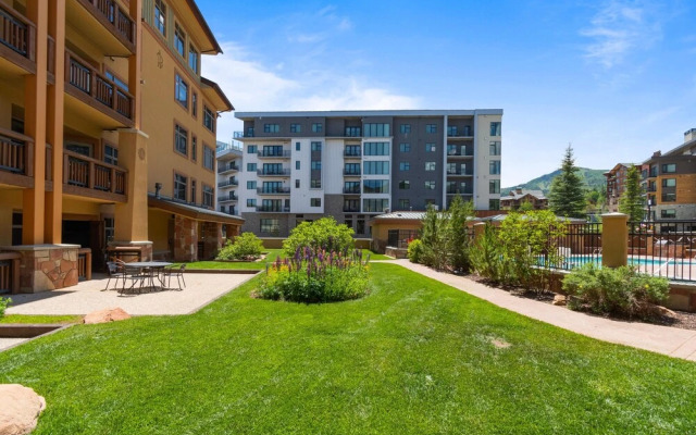 Sundial C006-005a 3BR