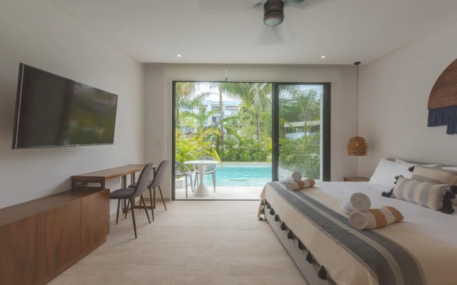 Modern Stunning Studio Swim-up Pool Fully-equipped Gym, Tulum
