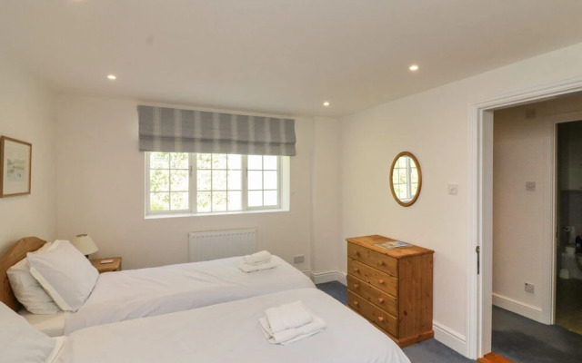Valley View, 9 St Elmo Court