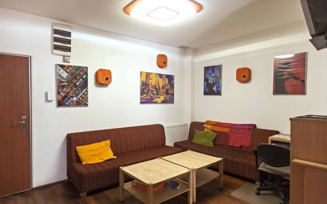 Broadway Hostel