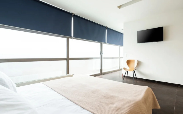 Elysee apartment 9A