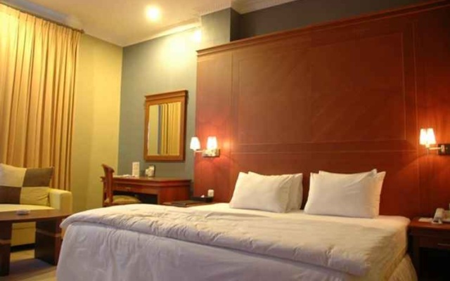 Hotel Idola – Guest Rooms – Sampit