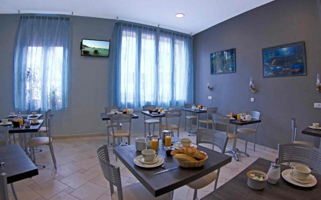 Le Strasbourg Hotel
