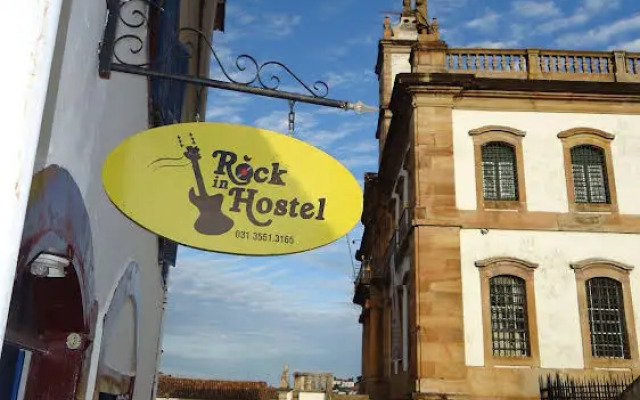 Rock in Hostel