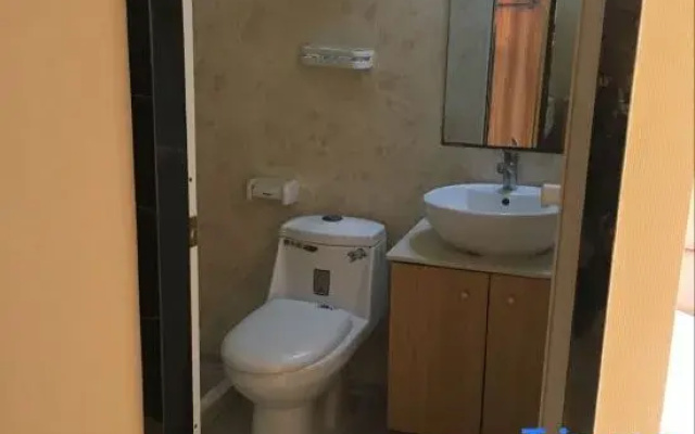 Shengjia Business Hotel