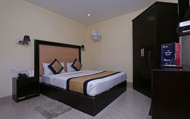 OYO 714 Hotel De Plaza
