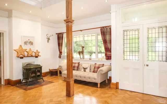 Deer Leap House