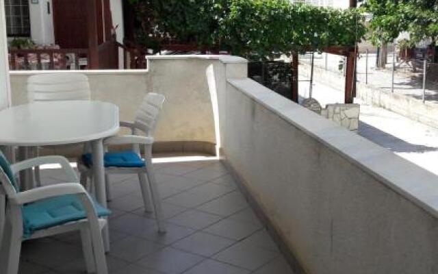 Beautiful Apartment 70 Meters From The Sea