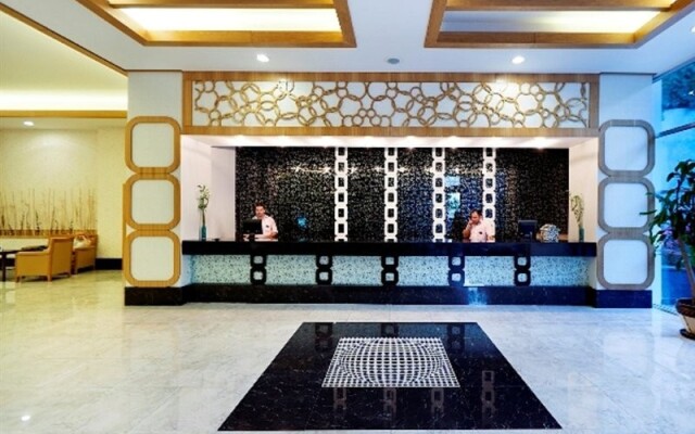 Mira Meridia Beach Hotel
