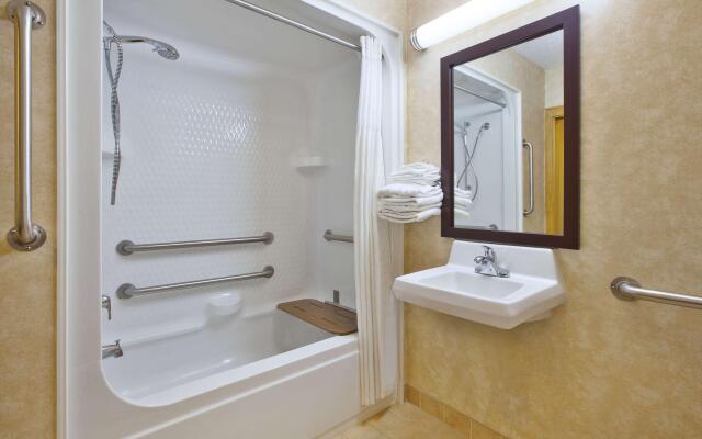 Quality Inn Marshall near I-69