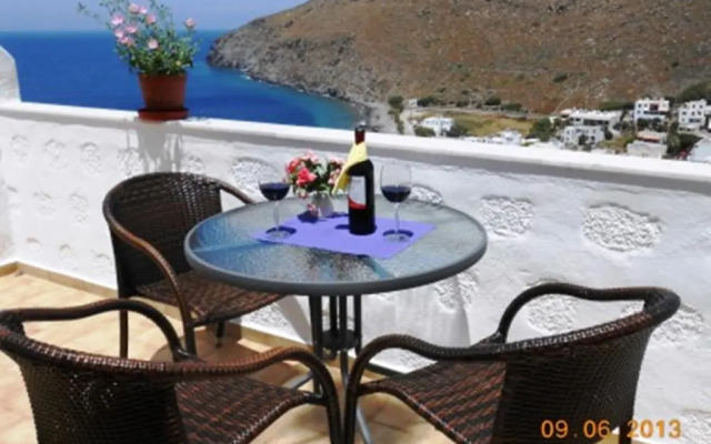 Sea View Apartments by Susi & Sofia