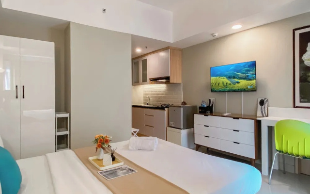 Best Place and Homey Studio Apartment LRT City Jatibening – Guest Rooms – Bekasi