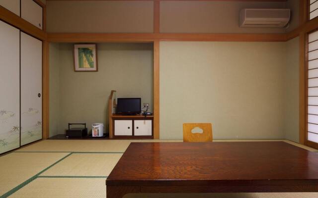 Inunakisan Grand Hotel Kisenkaku