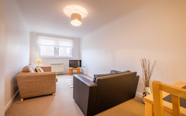 Station Apartment