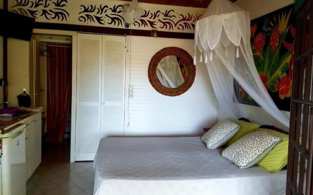 Studio Bwa Banbou dans Villa Fleurs des Iles