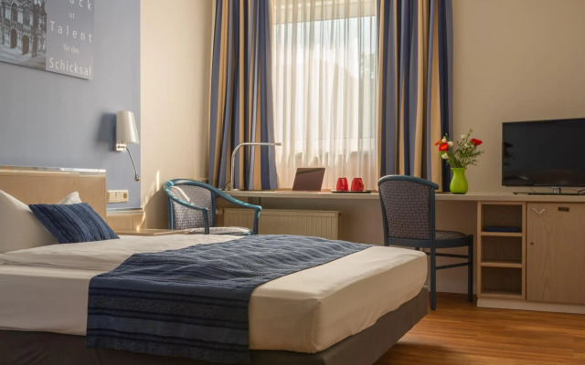 NOVALIS Hotel by AURUM Dresden