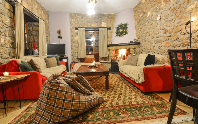 Petrino Lodge