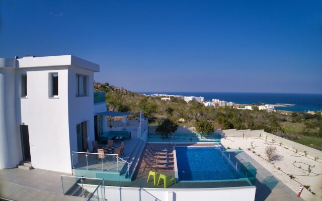 "villa Clea,stunning 4bdr Protaras Villa, Seaviews"