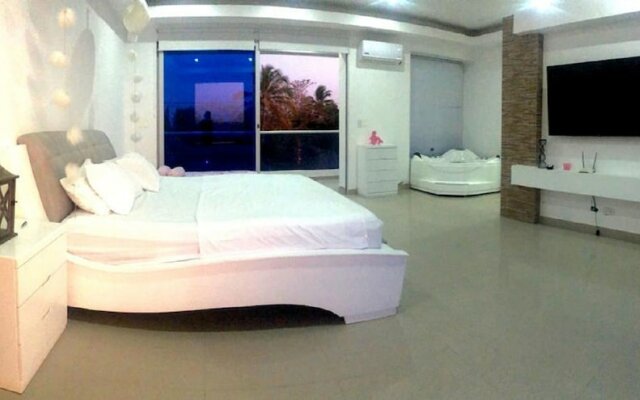 "6mb-1 Mansion In Cartagena On The Beach With Air Conditioning And Wifi"