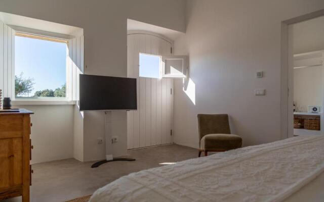Cenoura-Brava Villas & Suites.