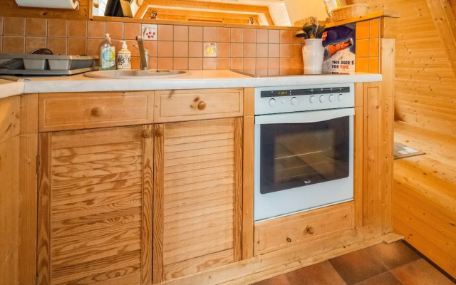 Cozy Forest Hideaway in Suhl