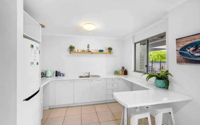 Peregian Beach Holiday House & Resort Pet Friendly