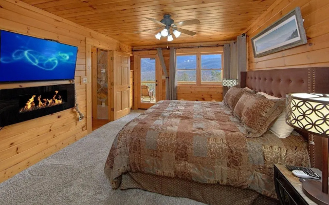 Grand View Apartment 4