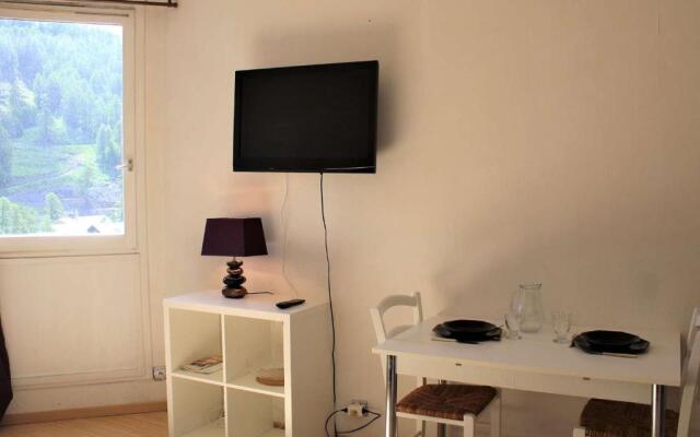 Appartement Vars, 1 pièce, 2 personnes - FR-1-330B-149