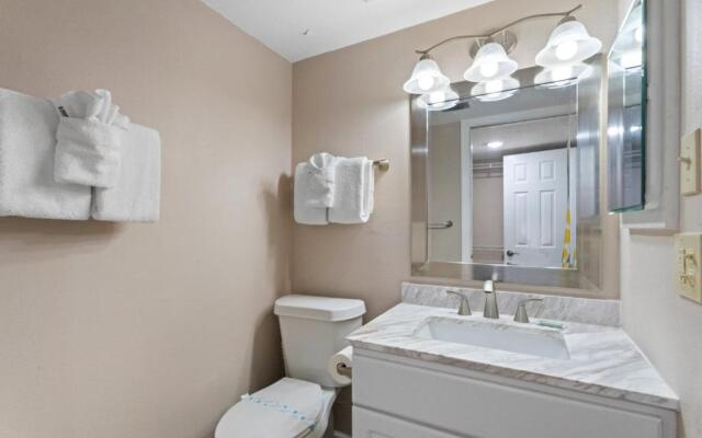 311 Madeira Norte Condo