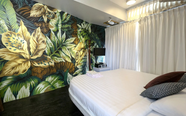 Mo Rooms