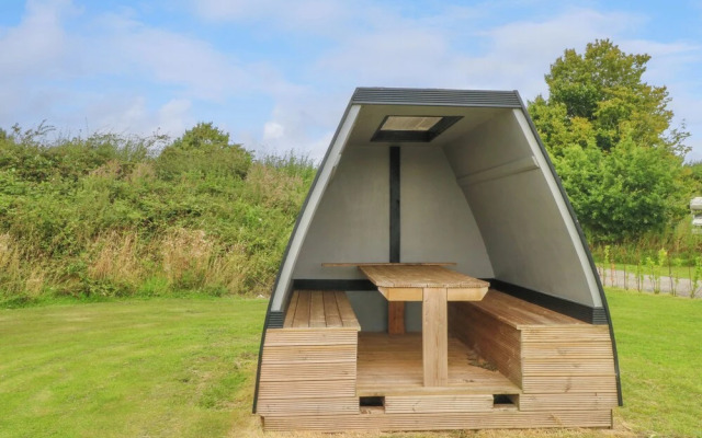 Sutton Fields Chalet