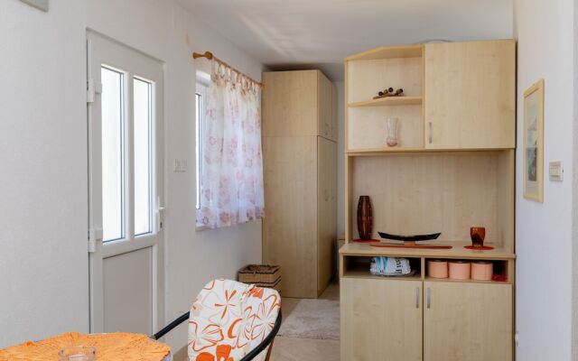 Sea Front Apartment 1