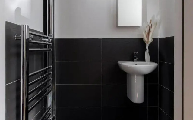 Round House Apartments