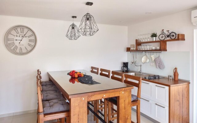 Stunning Home in Povlja With 4 Bedrooms, Wifi and Outdoor Swimming Pool