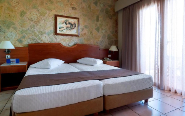 Elotis Suites