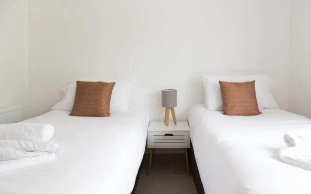 Grand Central Apartments (Peymans)